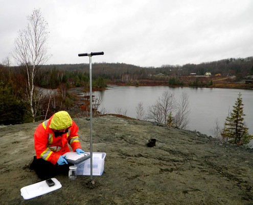 Recording mining tailing samples