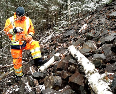 Mining waste rock